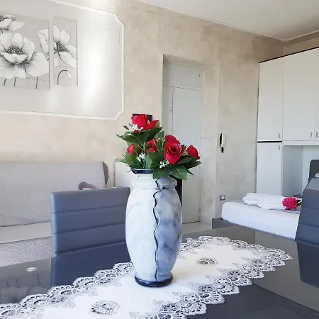 Belvedere アパート トロペーア